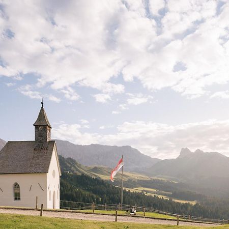 Zallinger Dolomites Alpe Di Siusi Exterior photo