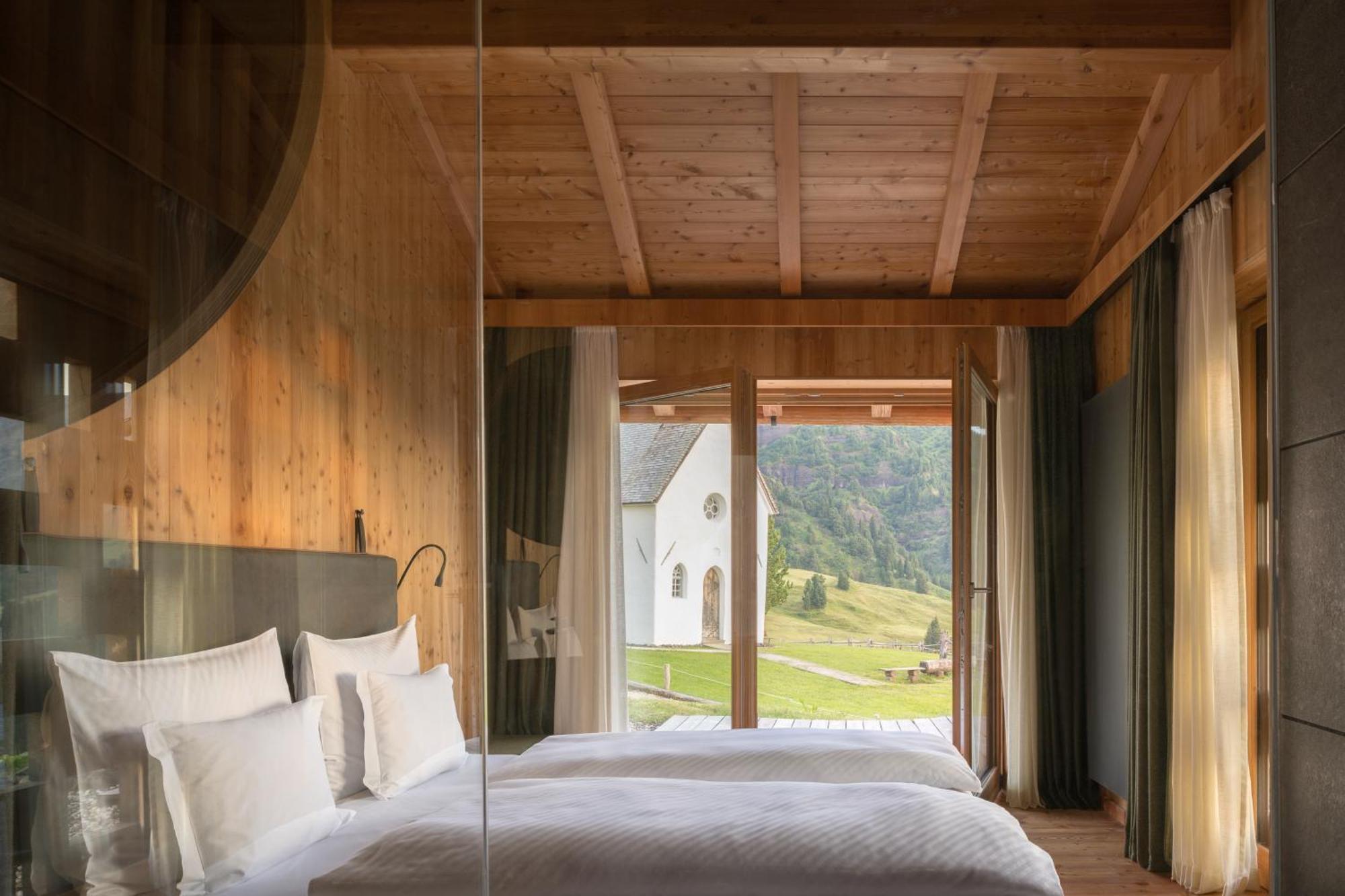 Zallinger Dolomites Alpe Di Siusi Room photo
